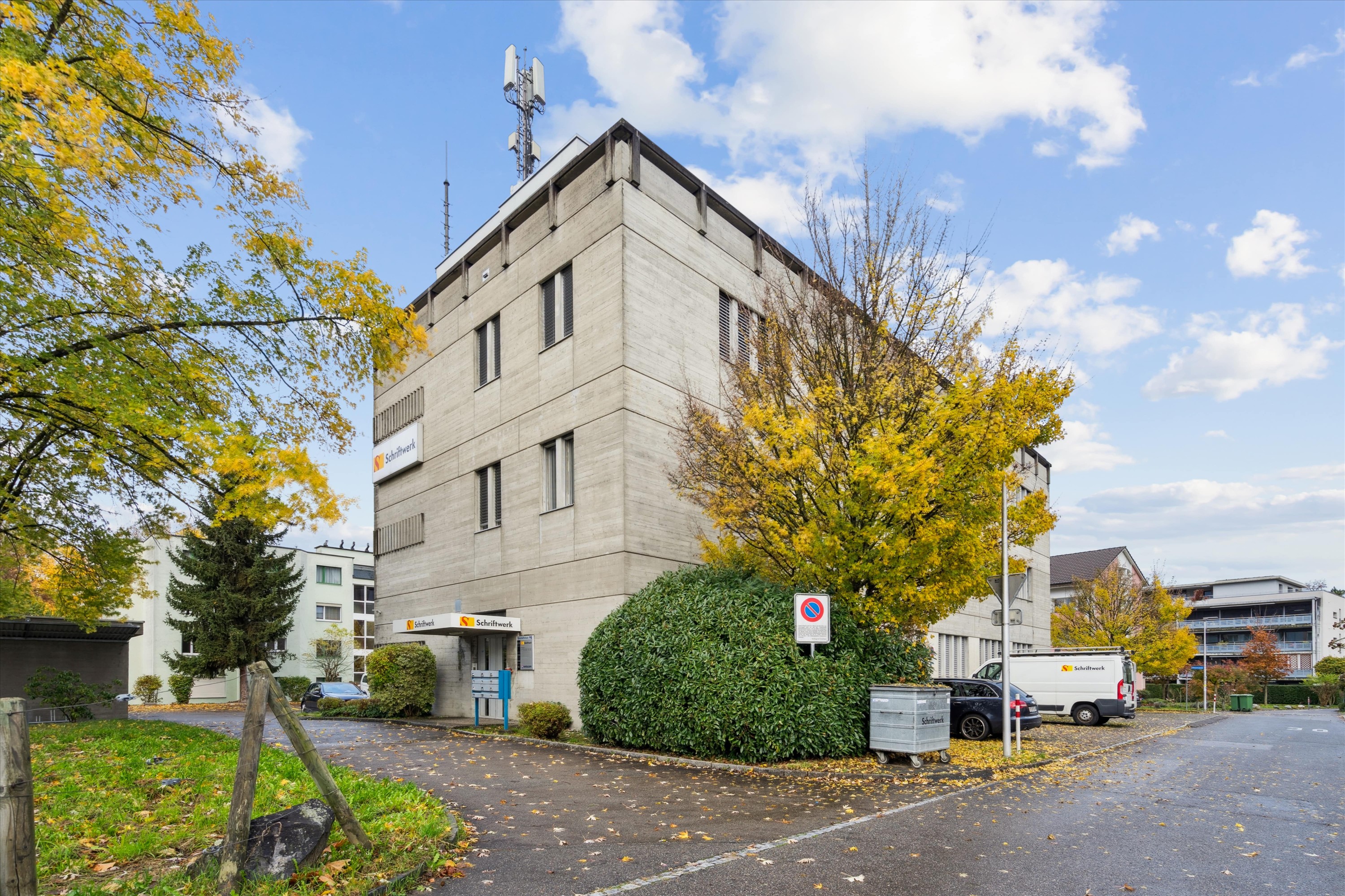 Ampio spazio per le vostre idee – 293 m² di superficie commerciale luminosa in posizione top