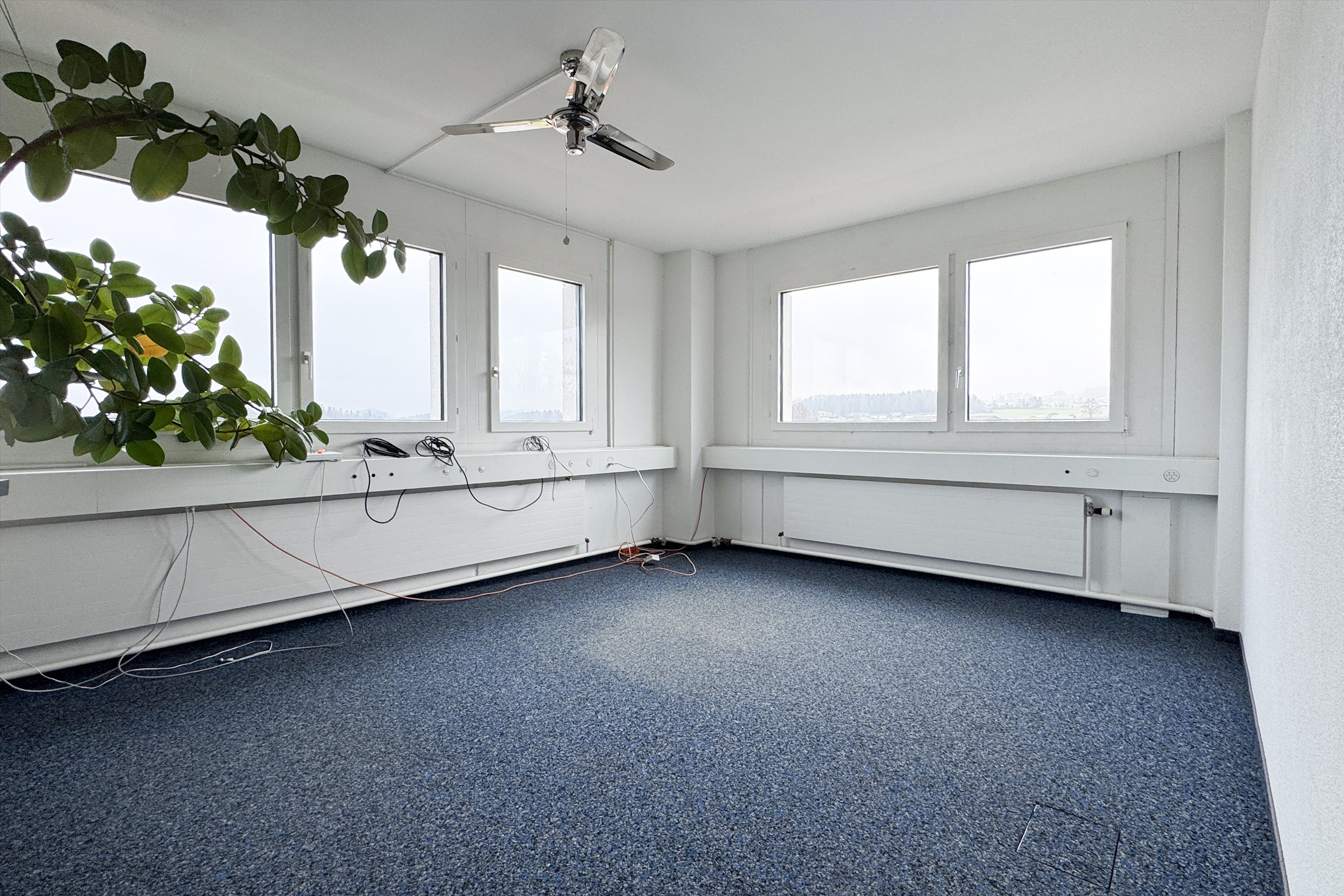 Uffici luminosi al piano attico!, Allmendstr., 8320 Fehraltorf, Zurich, CH