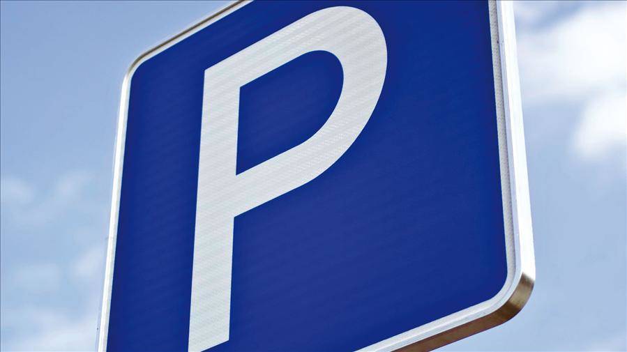 Posto auto in garage nel centro di Hinterkappelen in affitto!