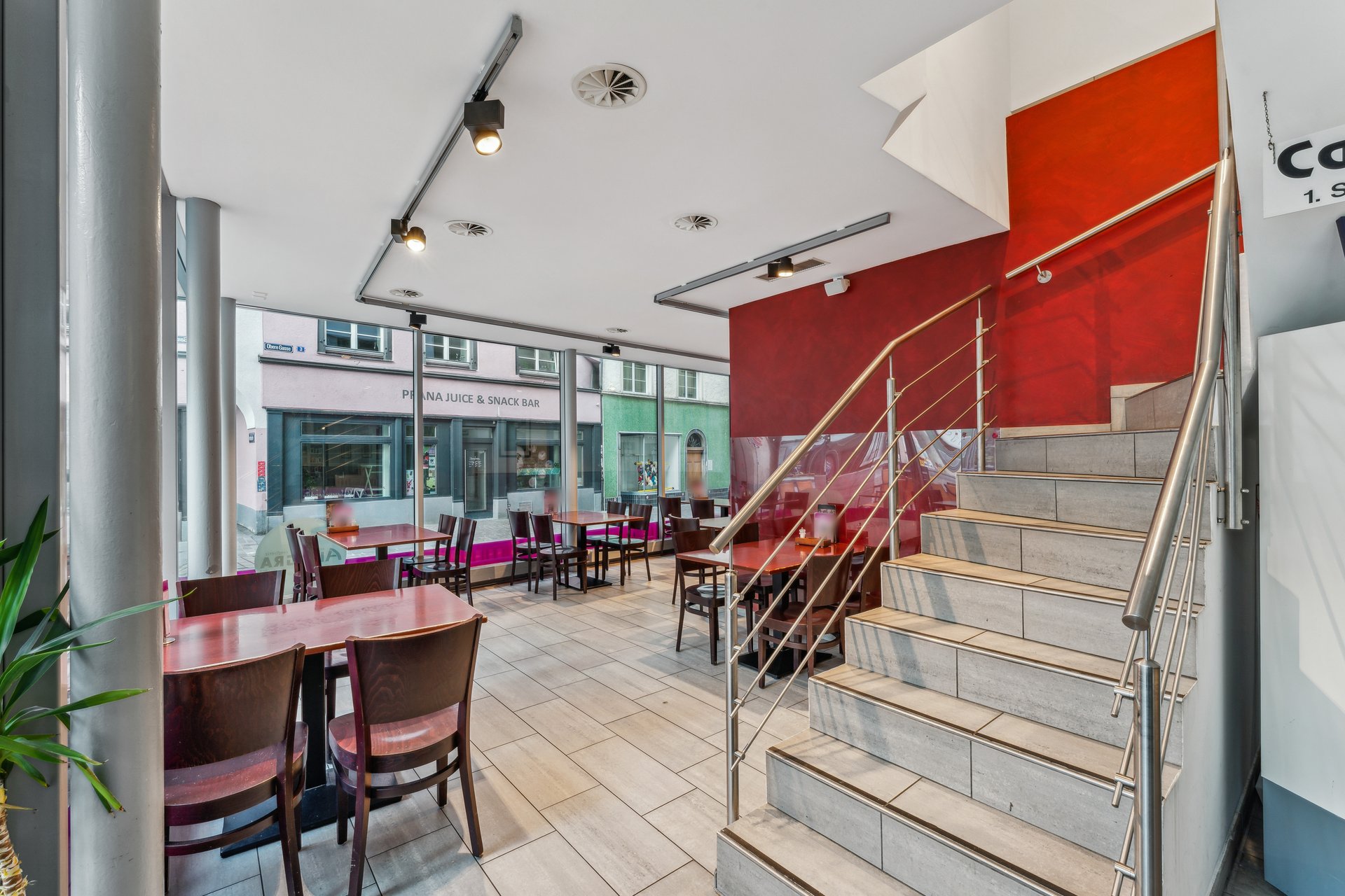 In the heart of Chur's Old Town – where culinary pleasure meets history!, St. Martinsplatz, 7000 Chur, Grisons, CH