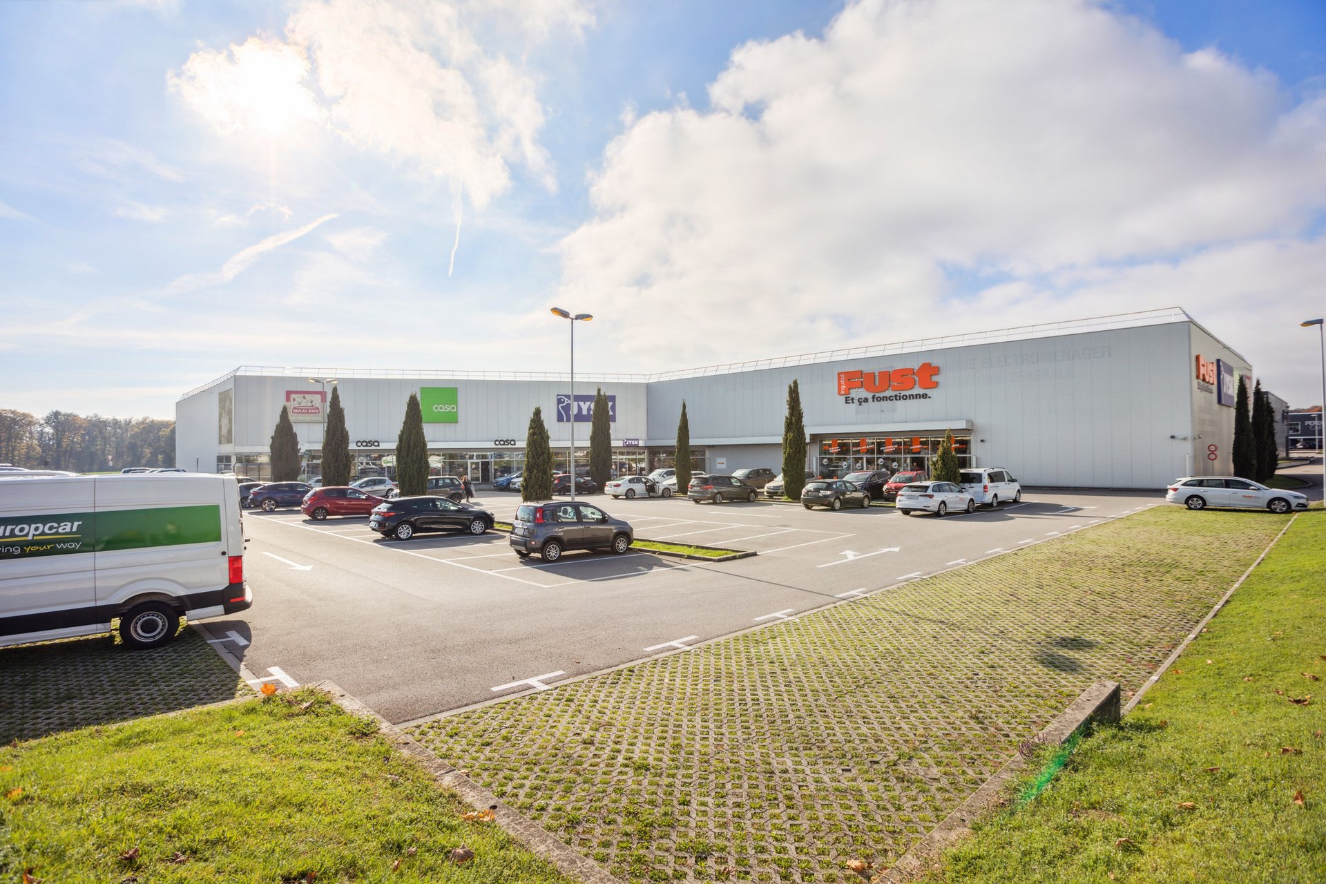 Retail space in the heart of Etoy's commercial zone, Rte de Buchillon, 1163 Etoy, Vaud, CH