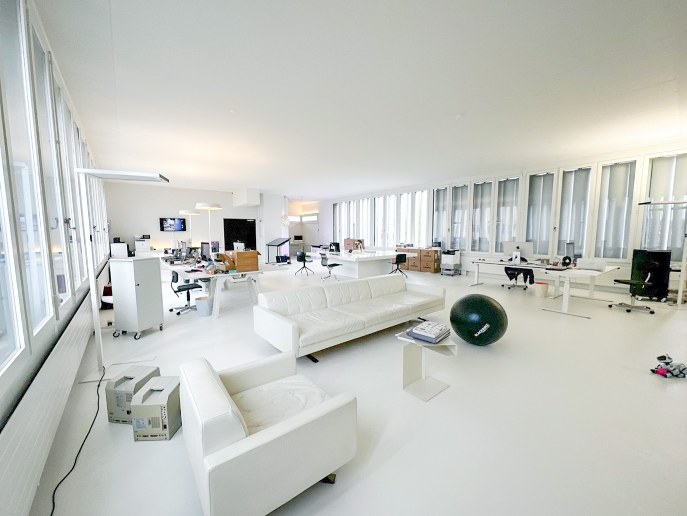 Light-filled, versatile commercial space/office in a central location, Solothurnstrasse, 3322 Schönbühl-Urtenen, Bern, CH