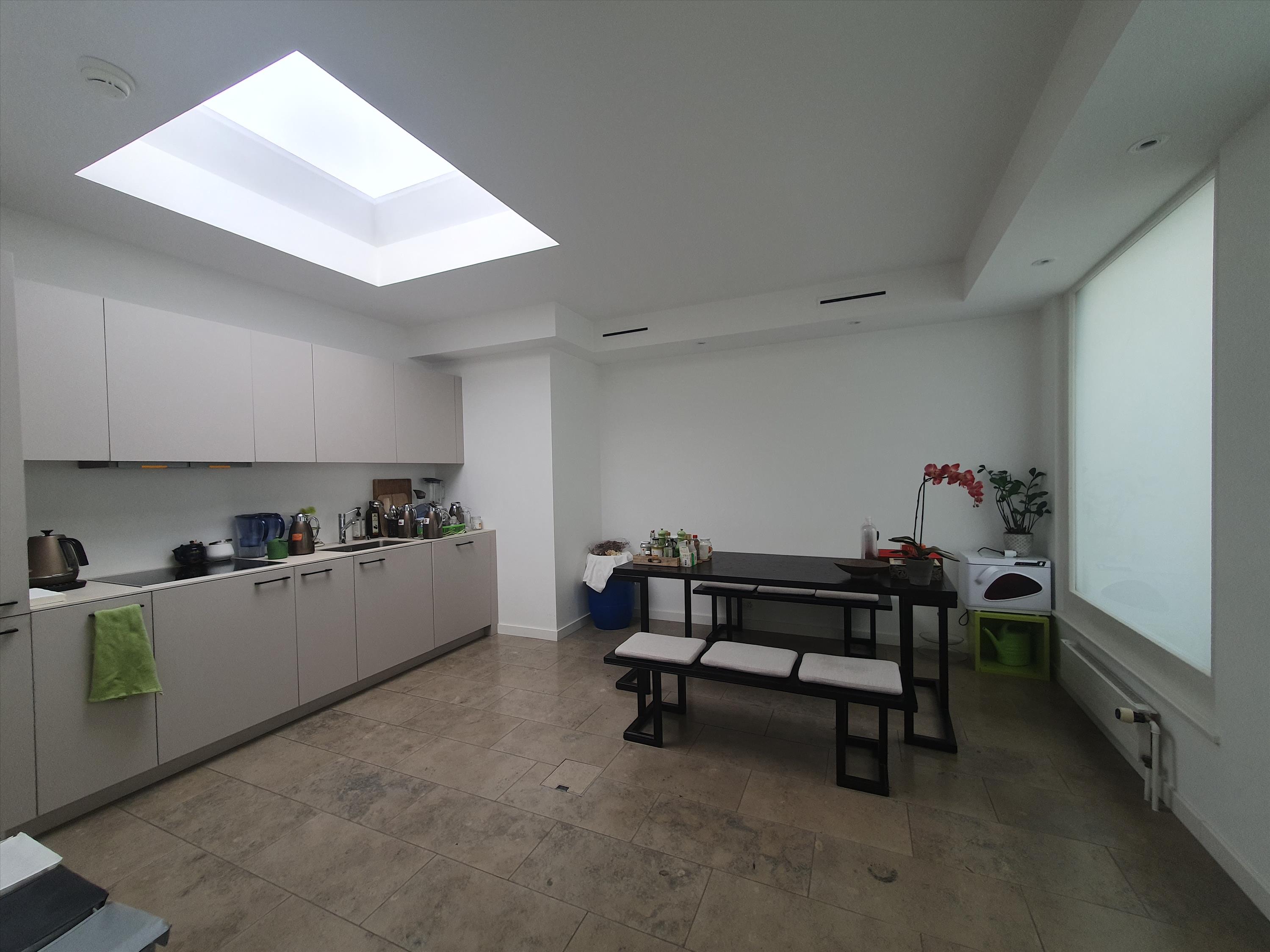 Superficie professionale di 401 m2, Rue Alfred Vincent, 1201 Genève, Geneva, CH