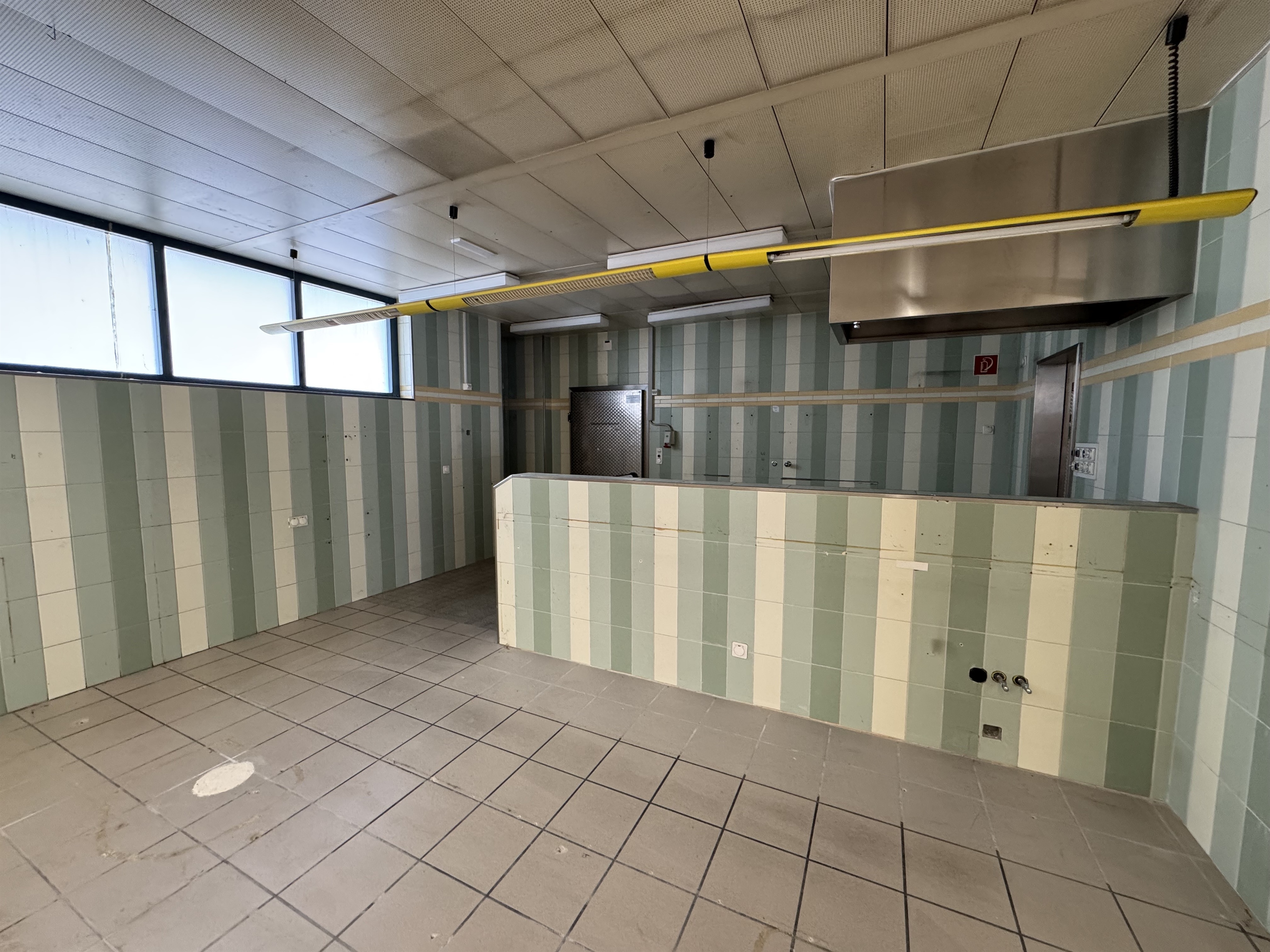 Ma nouvelle surface de vente au coeur de Courroux, Rue du 23 Juin, 2822 Courroux, Jura, CH