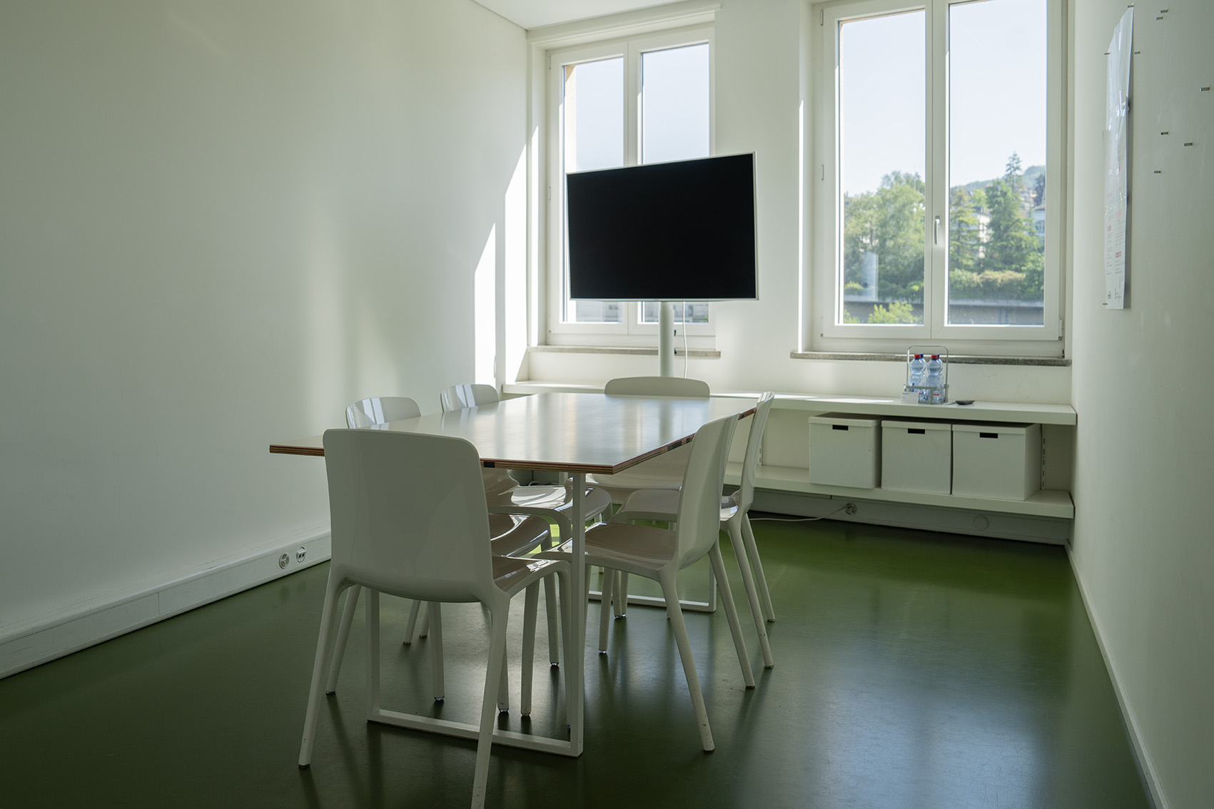 Surface de bureaux lumineuse à emplacement de premier ordre près de la gare centrale de Zurich (Sihlquai), Sihlquai, 8005 Zürich, Zurich, CH