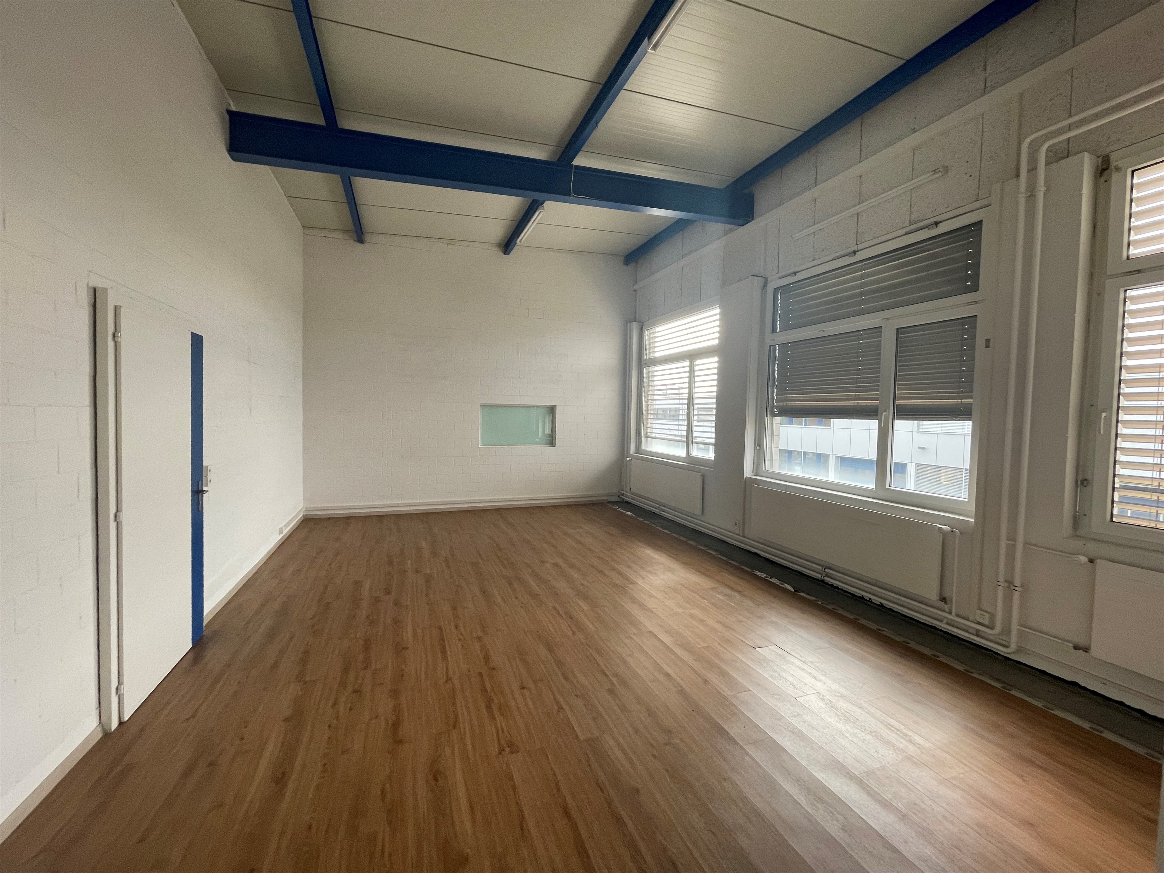 Modulares Büro im 1. OG mit separatem Zugang – flexibel, ruhig gelegen, Industriestrasse, 4542 Luterbach, Solothurn, CH