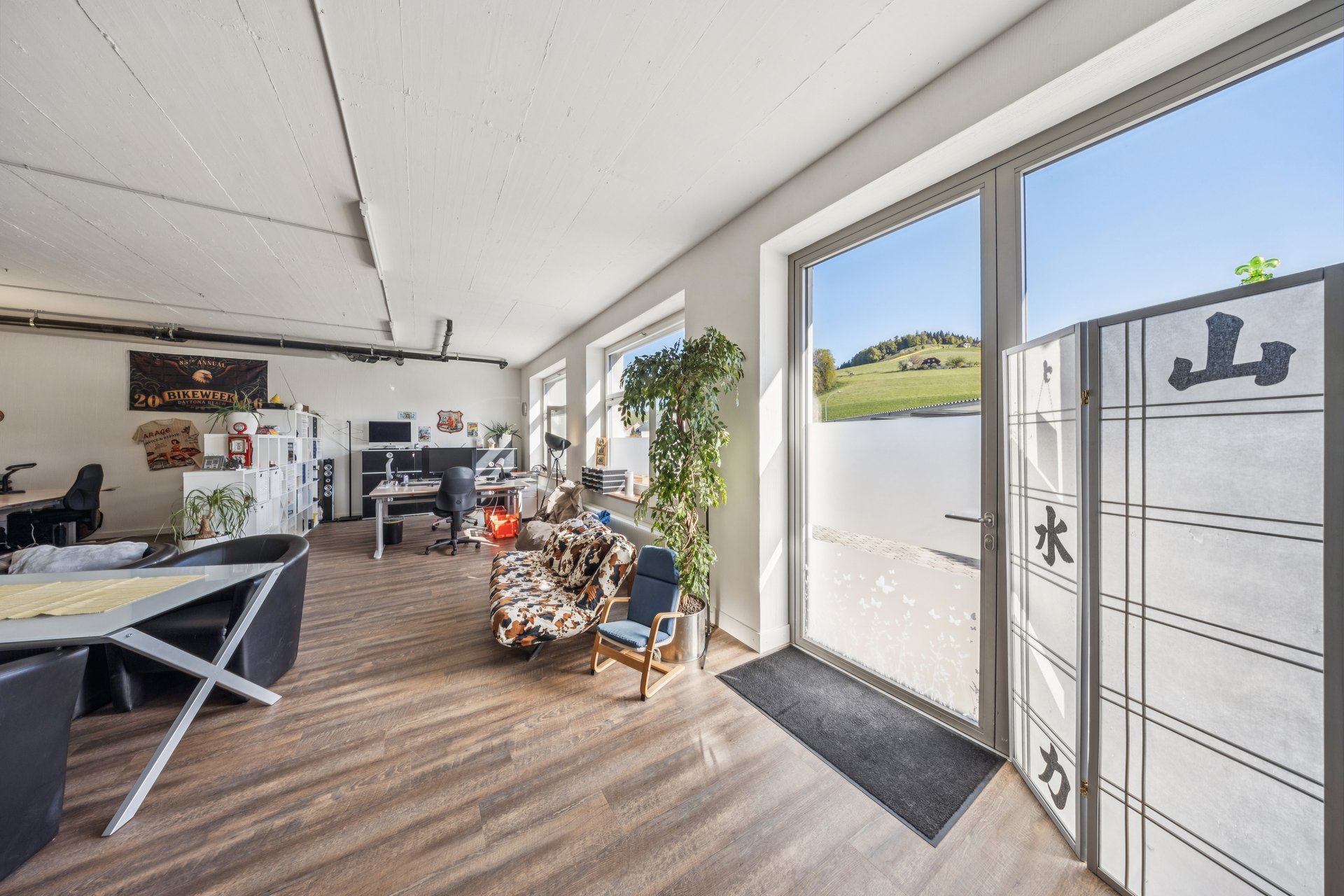 Attraktive Gewerbefläche mit viel Raum und Parkmöglichkeit, Rohrstrasse, 3507 Biglen, Bern, CH