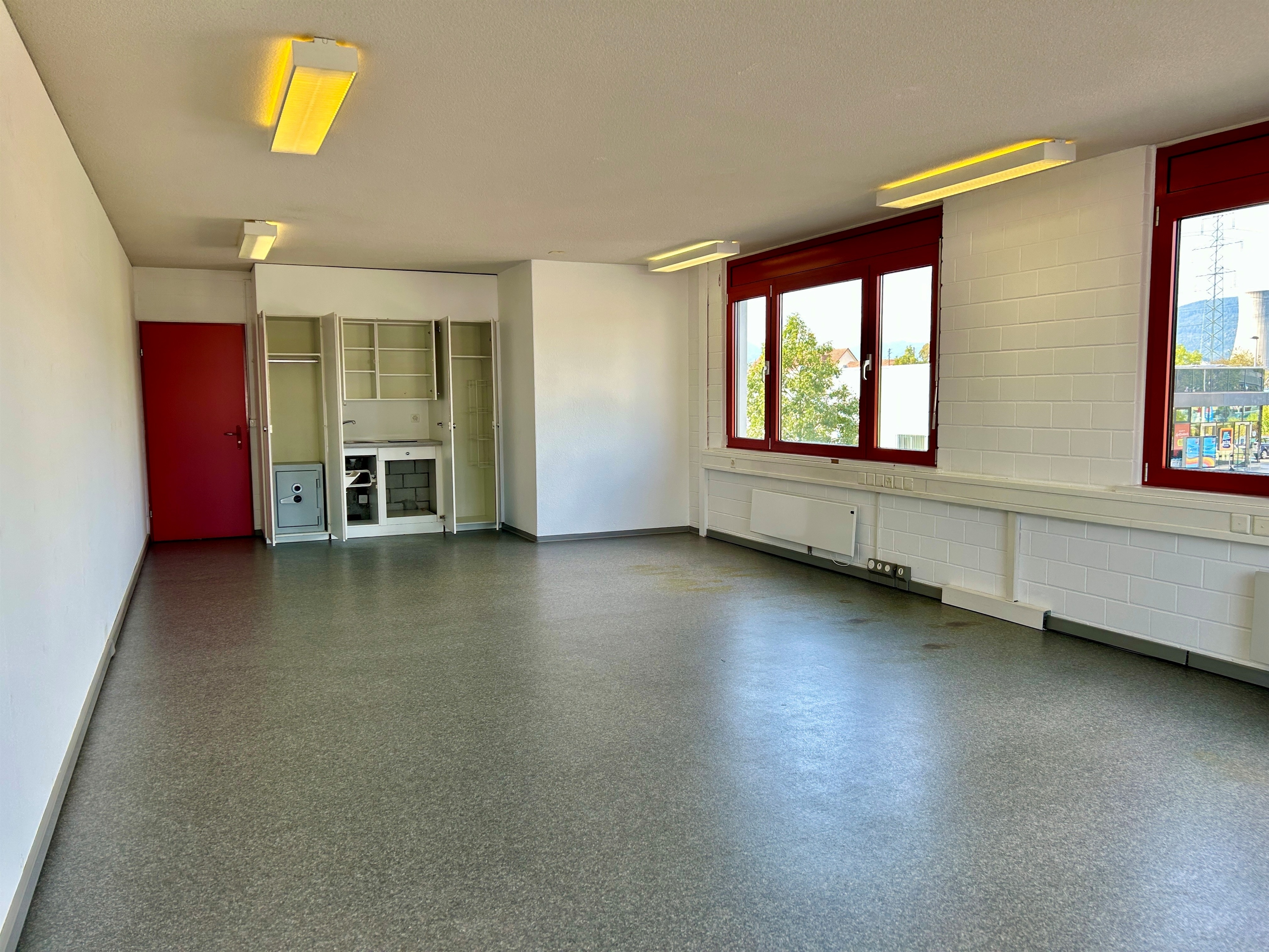Studio with 55m2 for rent in Gretzenbach, Im Grund, 5014 Gretzenbach, Solothurn, CH