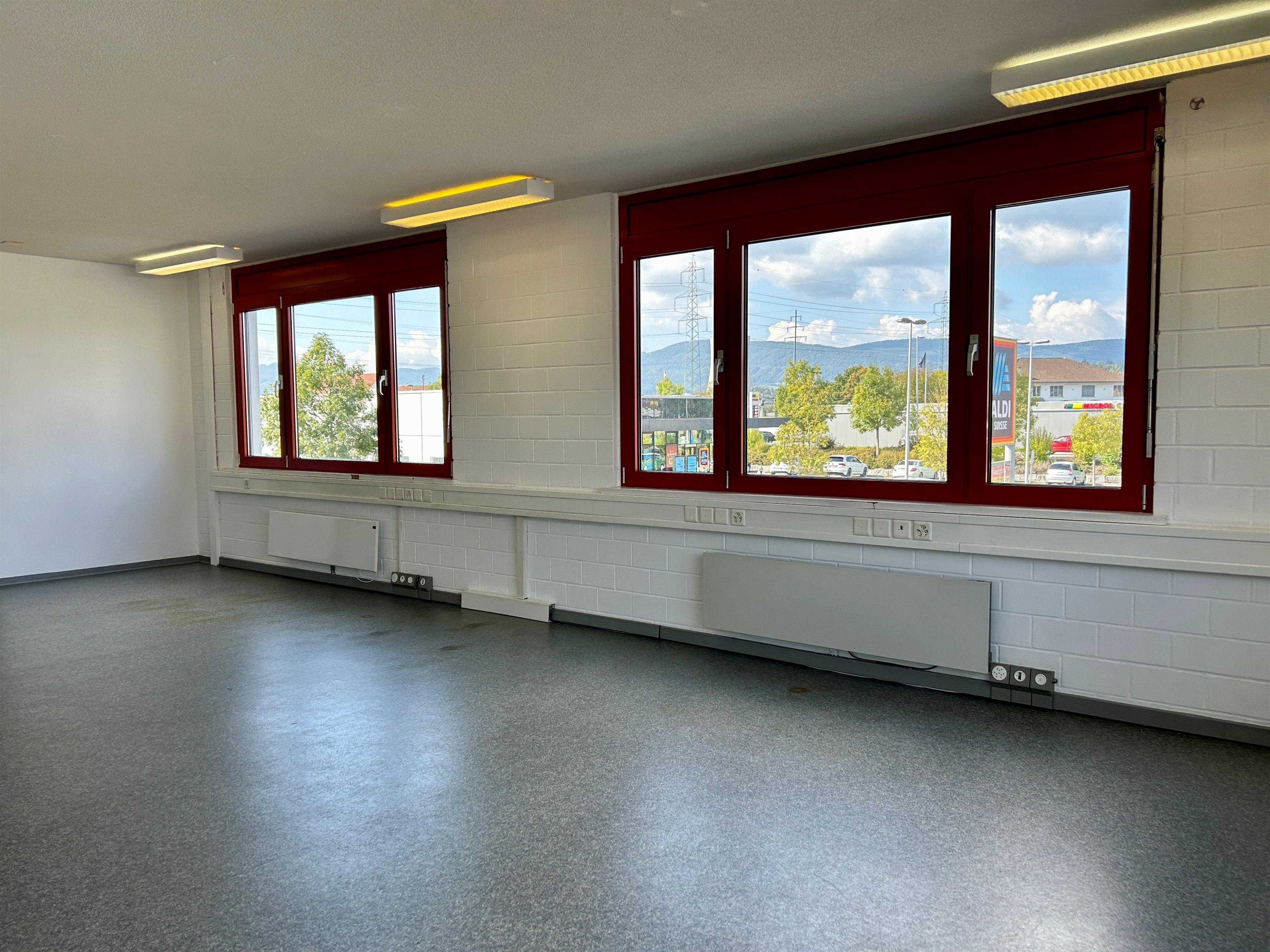 Studio with 55m2 for rent in Gretzenbach, Im Grund, 5014 Gretzenbach, Solothurn, CH
