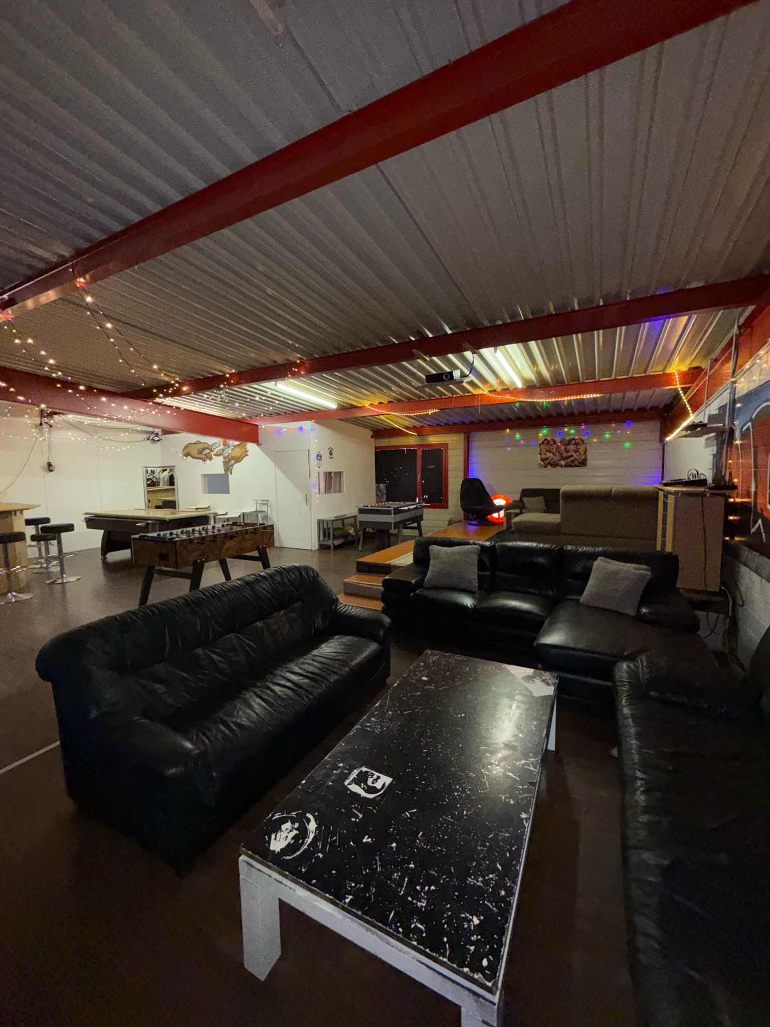 Spacious studio of 105 m² for rent in Gretzenbach, Im Grund, 5014 Gretzenbach, Solothurn, CH