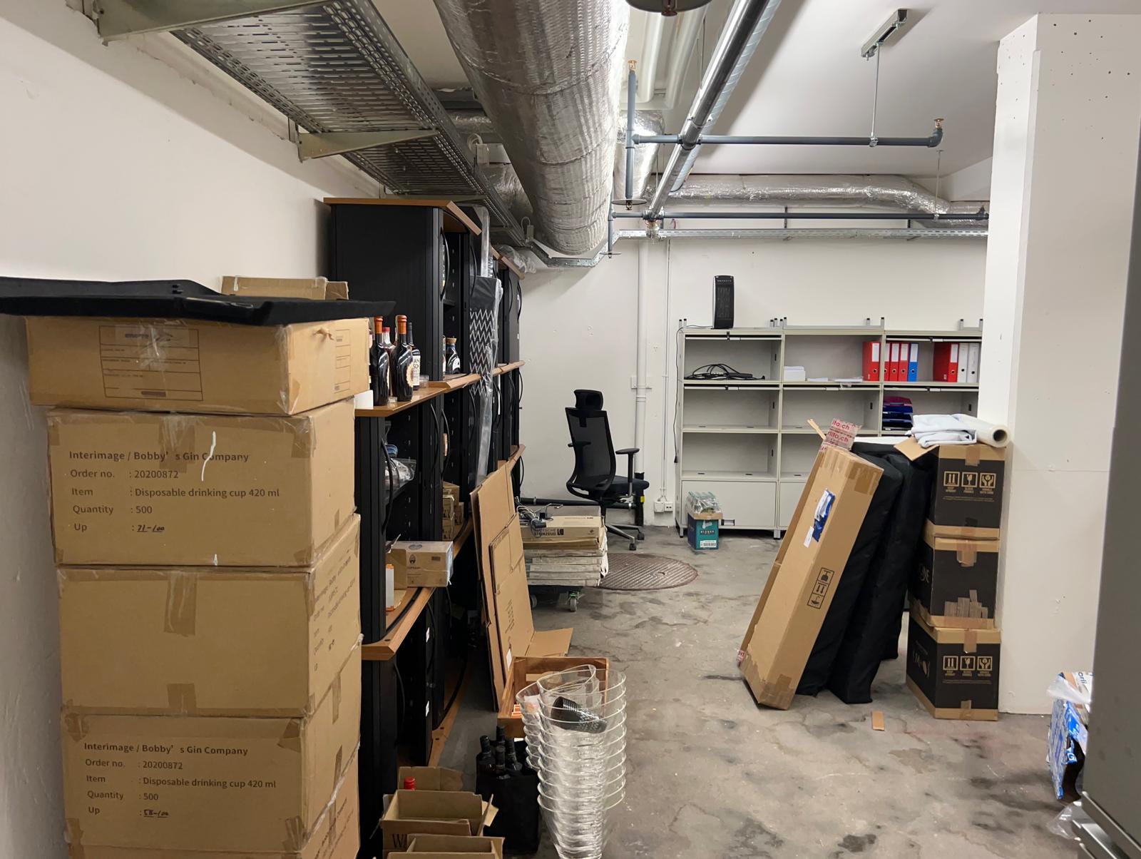 Besoin de plus d'espace de stockage ?, Haselstrasse, 5400 Baden, Aargau, CH