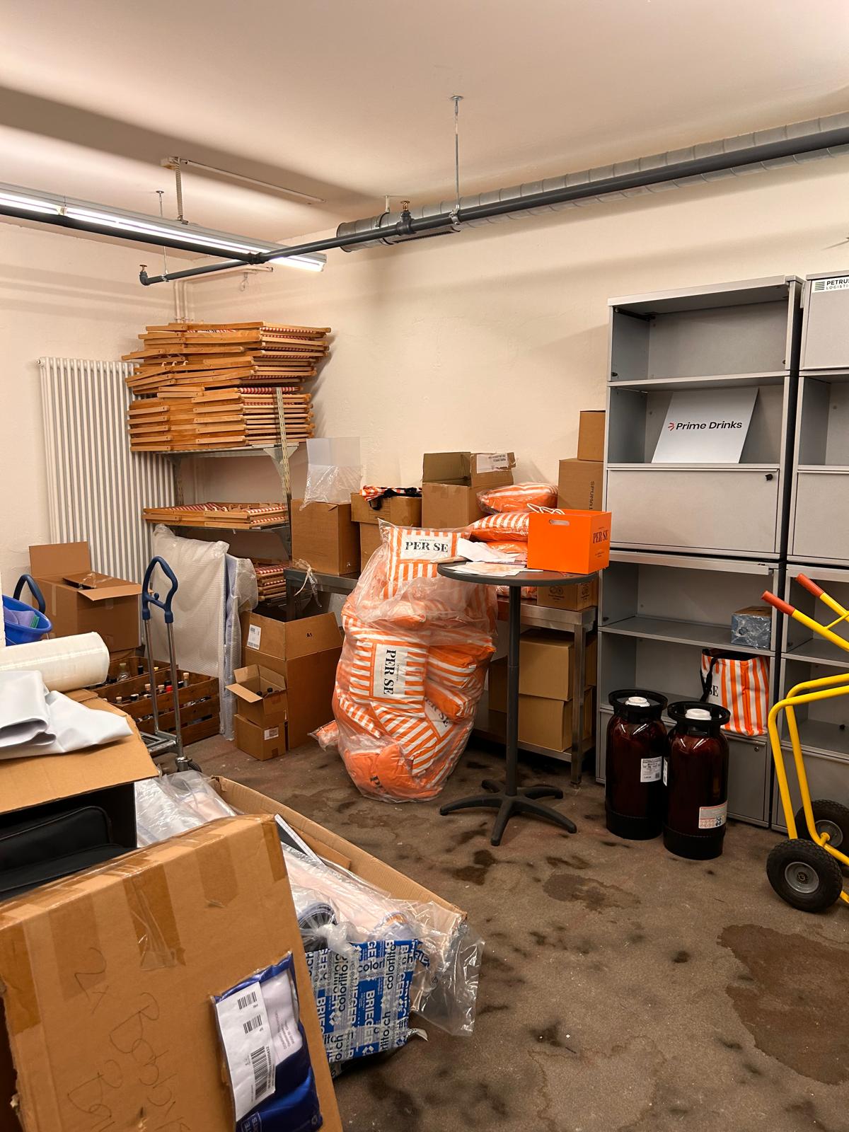 Besoin de plus d'espace de stockage ?, Haselstrasse, 5400 Baden, Aargau, CH