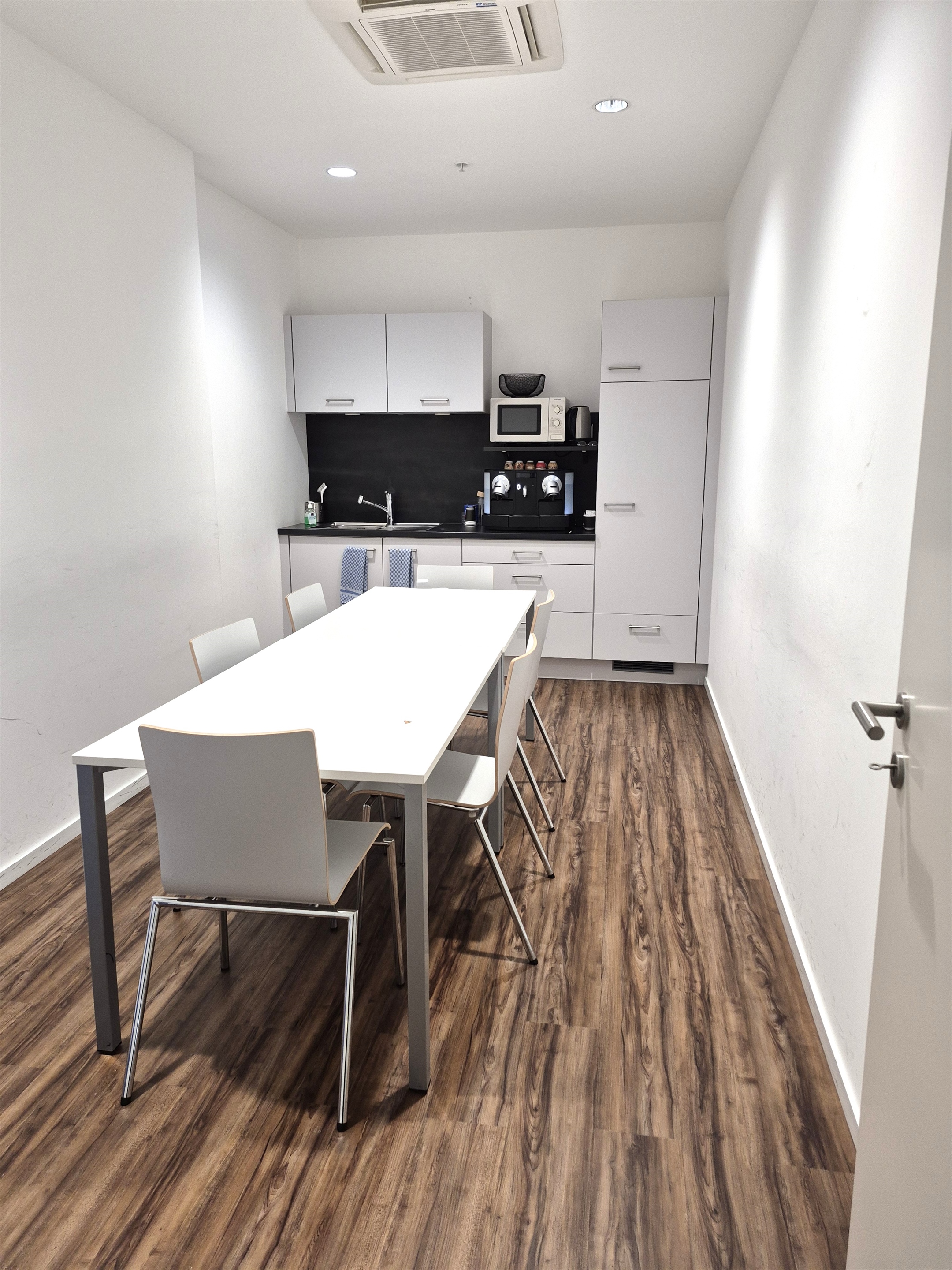 Uffici plug-and-play moderni e funzionali, Rue de la Gare, 1110 Morges, Vaud, CH