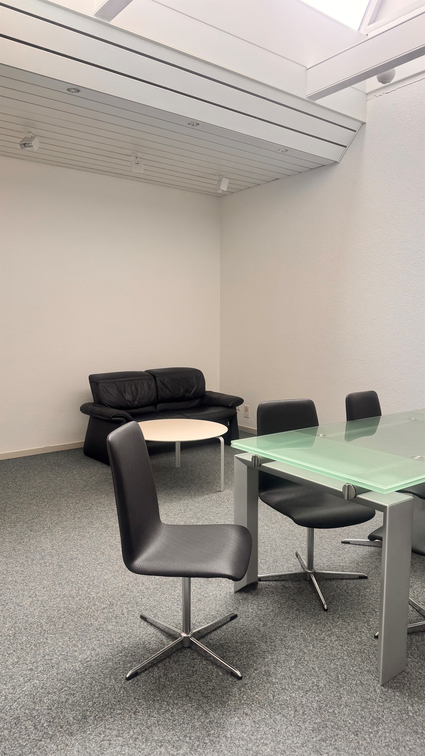 Il vostro nuovo ambiente commerciale, Römerstrasse, 2555 Brügg b. Biel, Bern, CH