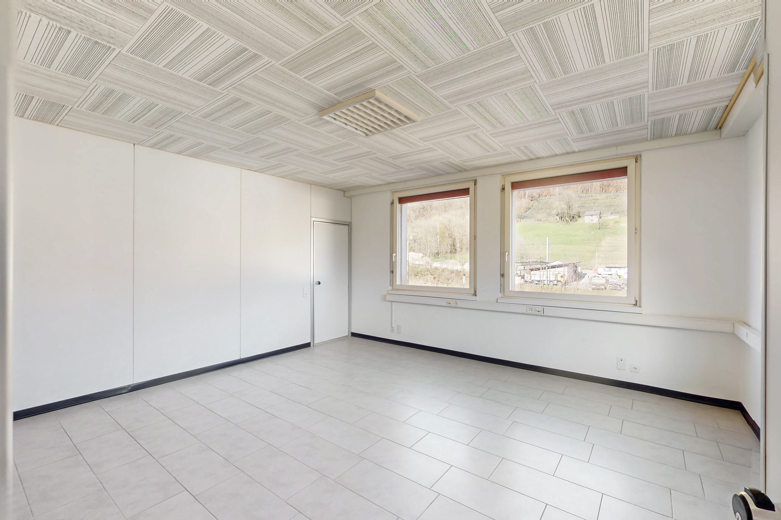 Your commercial premises in Rivera, Via Cantonale, 6802 Rivera, Ticino, CH