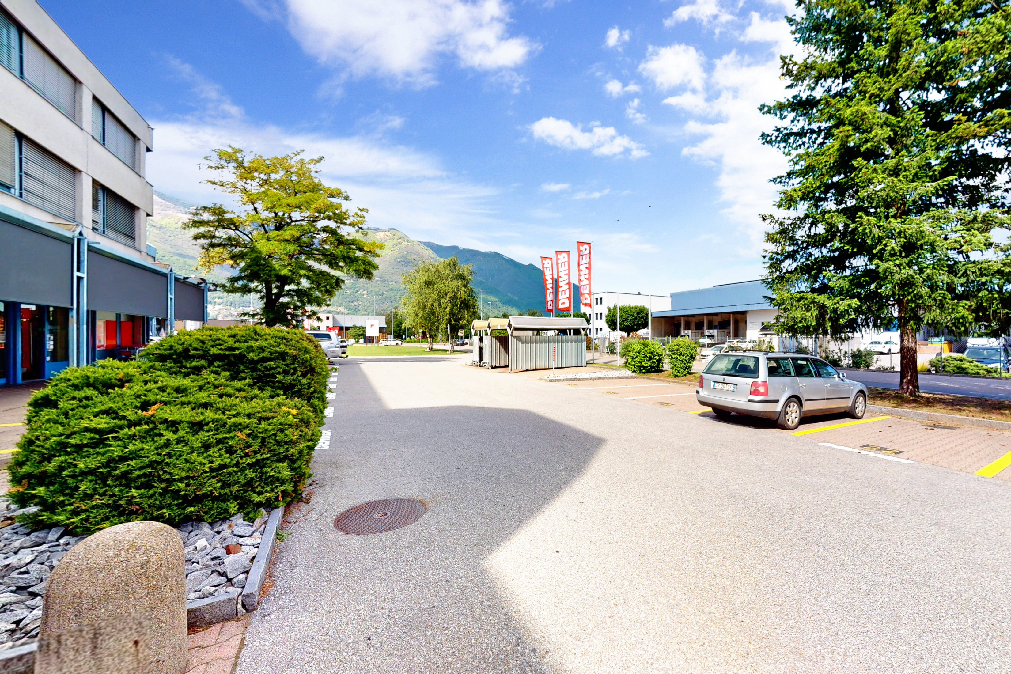 127 m² d'espace prêt à l'emploi – Entrepôt à louer à Quartino