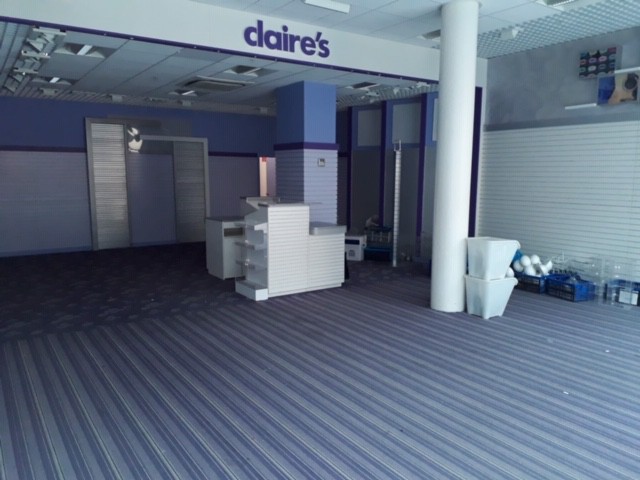 surface de 166 m2 dans le centre commercial Lancy Centre, Route de Chancy, 1213 Petit-Lancy, Geneva, CH
