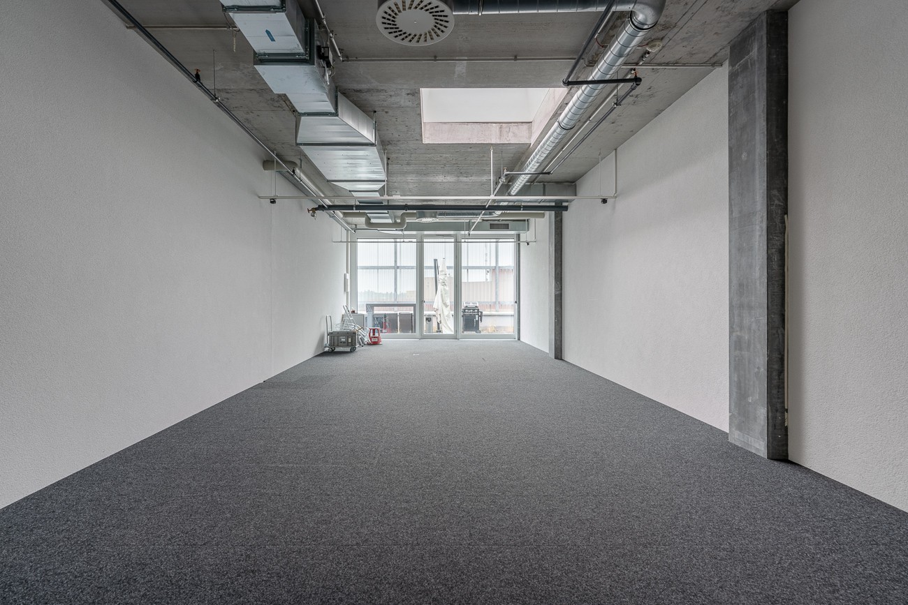Office with private terrace access, Industriestrasse, 8604 Volketswil, Zurich, CH