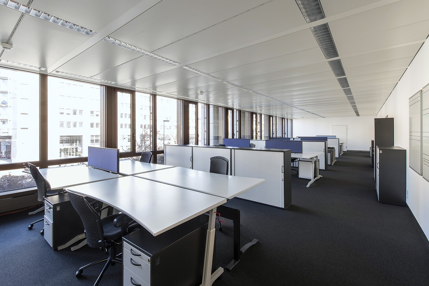 «OH!FFICE» - Il tuo nuovo workspace per utilizzo temporaneo all'Aeschenplatz di Basilea