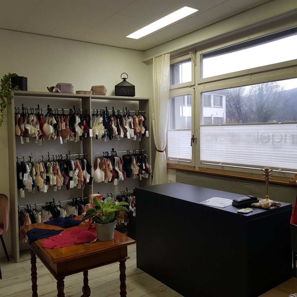 Espace de bureau à louer, Rheinstrasse 74, Bau, 4323 Wallbach, Aargau, CH