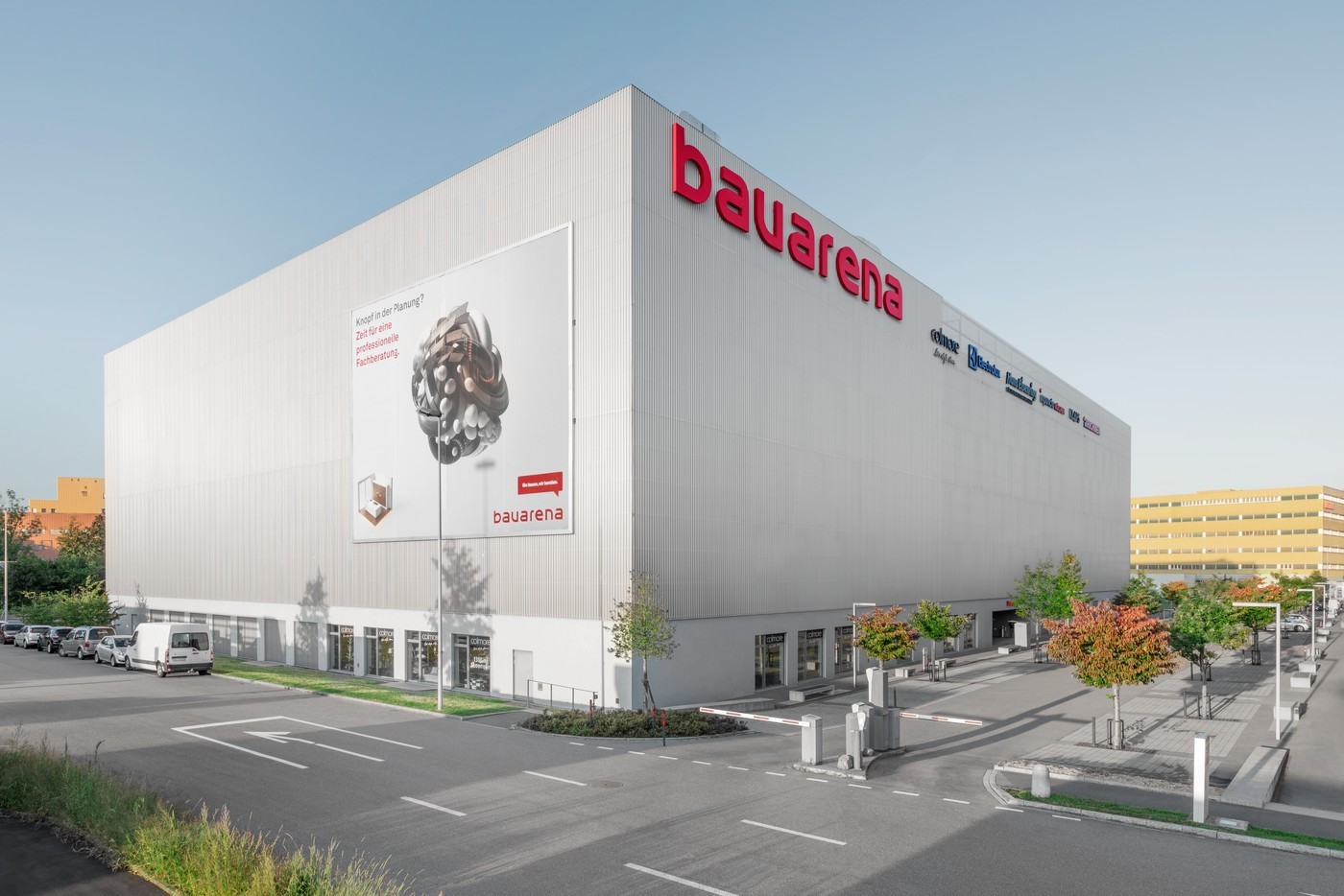 Bauarena - surface commerciale optimale pour votre entreprise