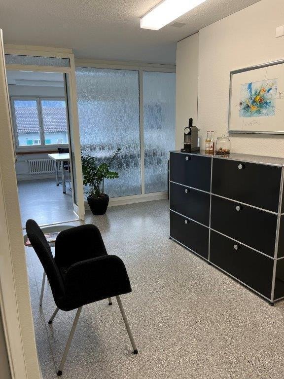 Votre local commercial de 95 m2 au centre de Horw !, Schulhausstrasse, 6048 Horw, Lucerne, CH