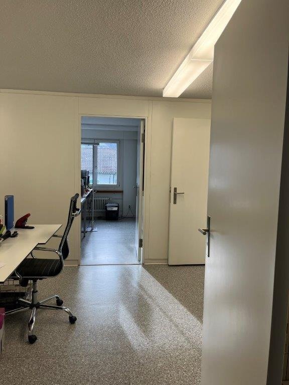 Votre local commercial de 95 m2 au centre de Horw !, Schulhausstrasse, 6048 Horw, Lucerne, CH