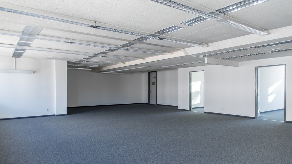 Alles unter einem Dach im Einkaufscenter "Am Stadtgarten" (befristet), Bankstrasse 8,, 8400 Winterthur, Zurich, CH
