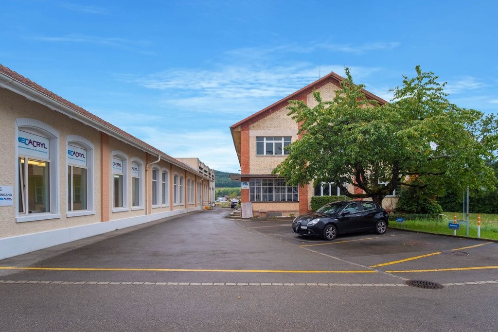Attractive commercial space in Neftenbach!, Rotfarb 1,, 8413 Neftenbach, Zurich, CH