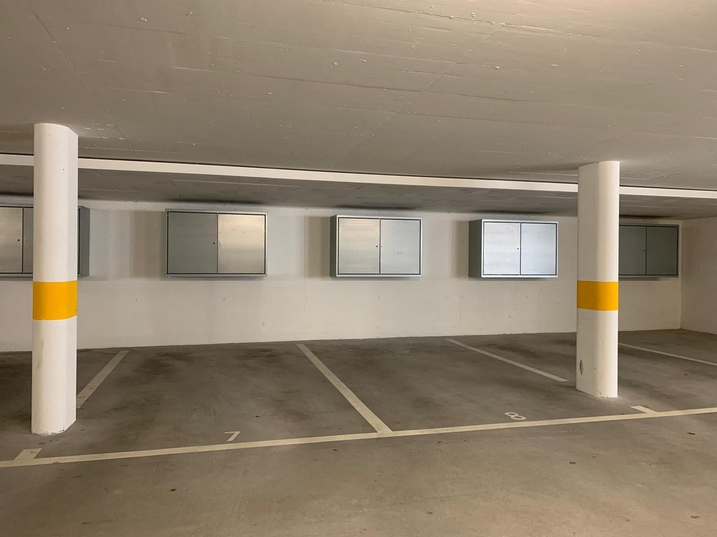 Special offer! Central parking space near the Mall of Switzerland, Zugerstrasse, 6030 Ebikon, Lucerne, CH