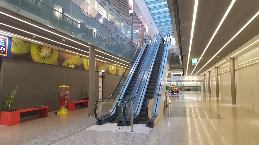 Stabilisca la sua attività in un centro commerciale urbano di qualità, Route de Chancy, 1213 Petit-Lancy, Geneva, CH