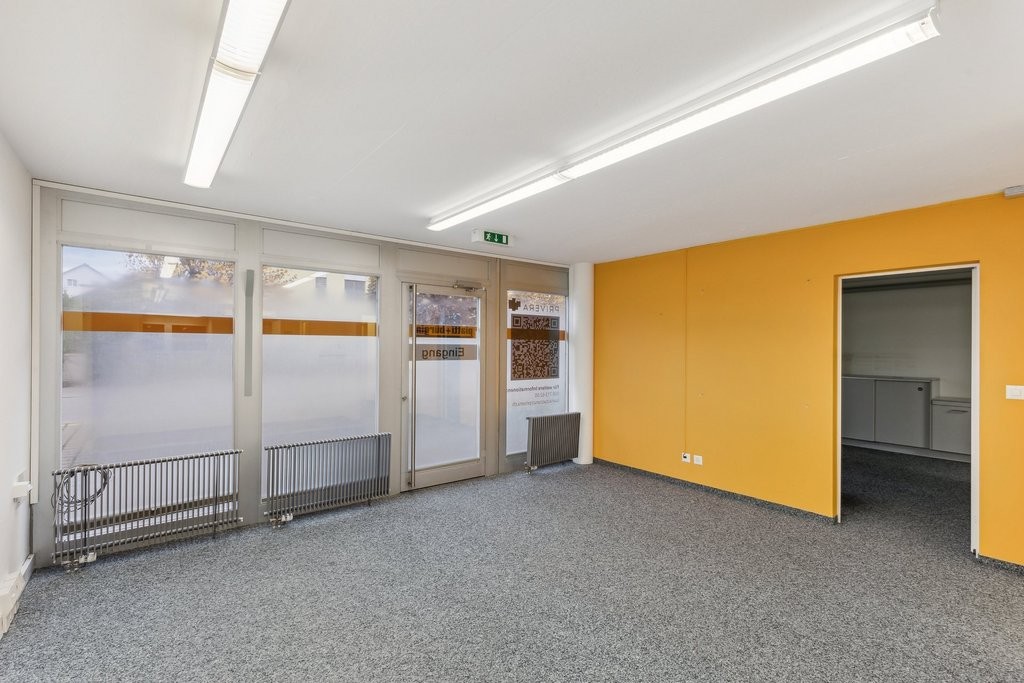 Il vostro spazio per il successo!, Aufwiesenstrasse, 8305 Dietlikon, Zurich, CH