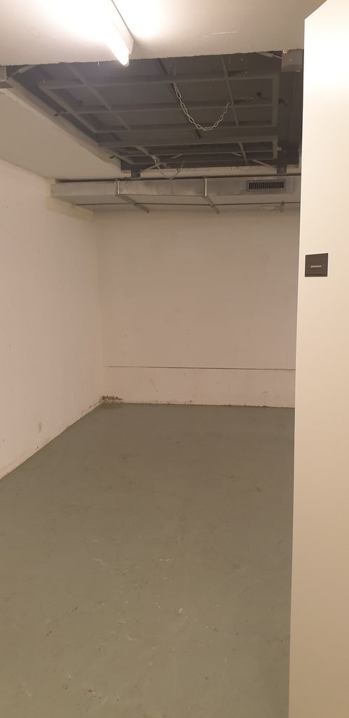Your storage unit close to motorway access!, Avenue de Rhodanie, 1007 Lausanne, Vaud, CH