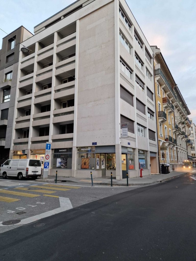Arcade à louer d'environ 120m2 - Quartier de l'Hôpital, Boulevard de la Cluse, 1205 Genève, Geneva, CH