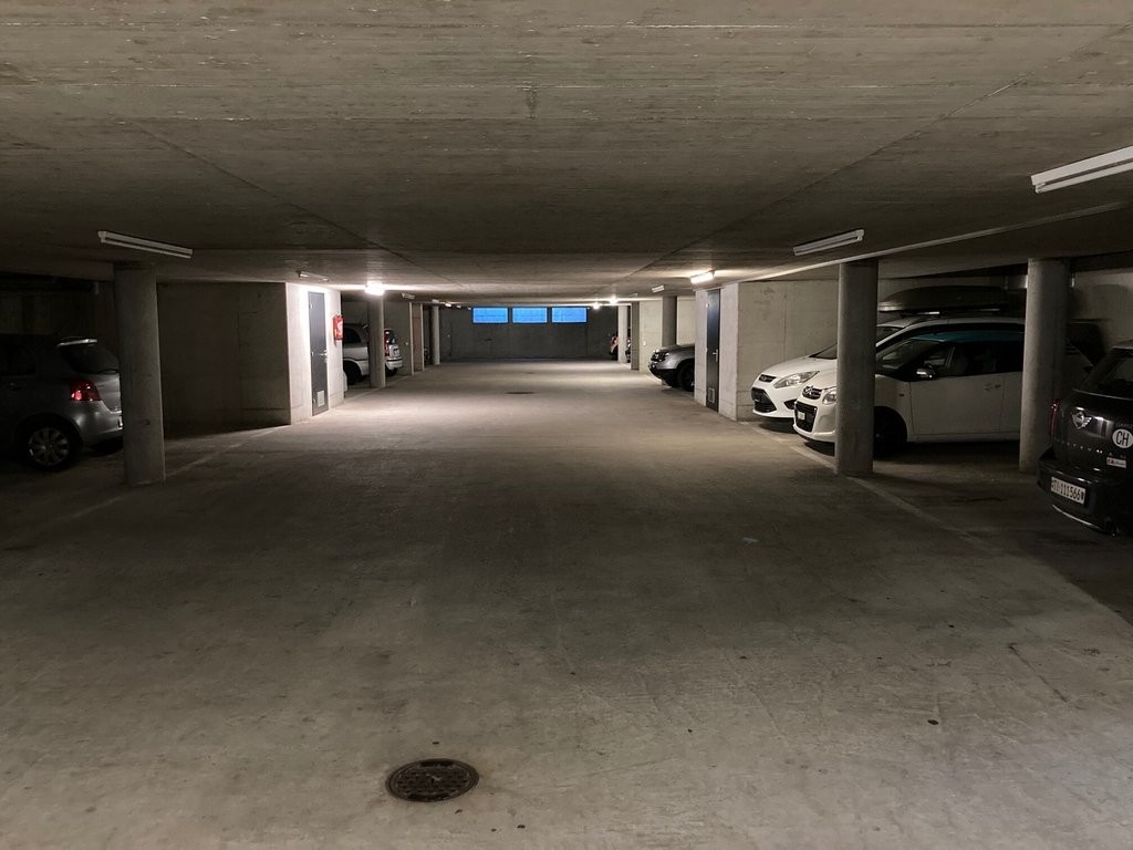 Parking intérieur à Giubiasco - Via Ressiga 10 E/F/G, Via Ressiga, 6512 Giubiasco, Ticino, CH