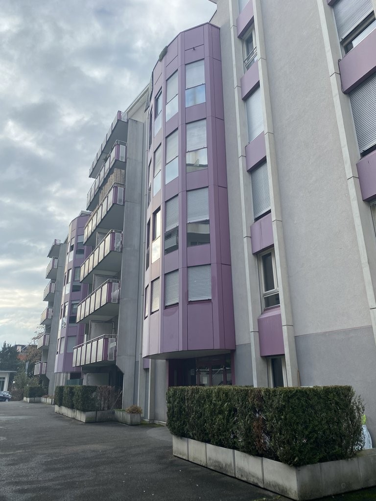 Place de parc intérieure à louer