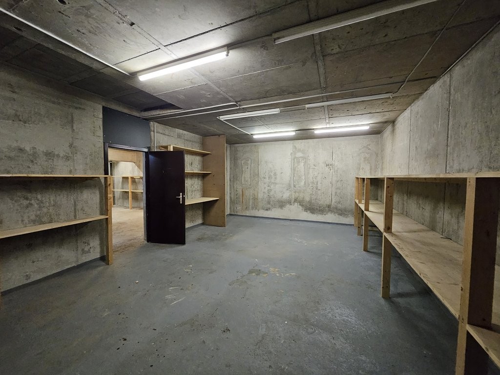 Dépôt de env.100m2 spacieux dans le quartier de Saint-Jean, Rue de Saint-Jean, 1203 Genève, Geneva, CH