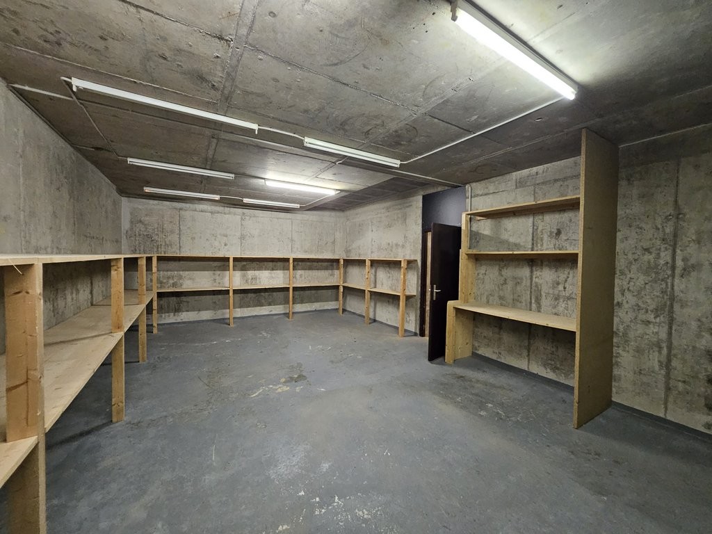 Dépôt de env.100m2 spacieux dans le quartier de Saint-Jean, Rue de Saint-Jean, 1203 Genève, Geneva, CH