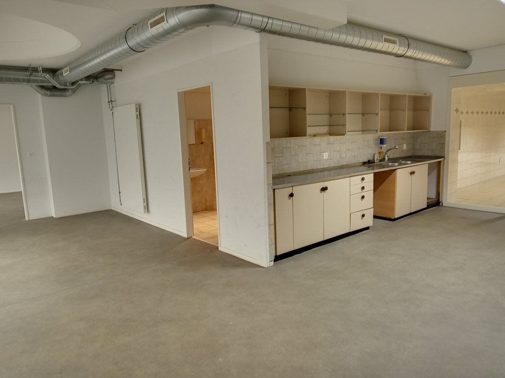 Local commercial d environ 245 m2 à louer immédiatement, Rue de la Borde, 1018 Lausanne, Vaud, CH