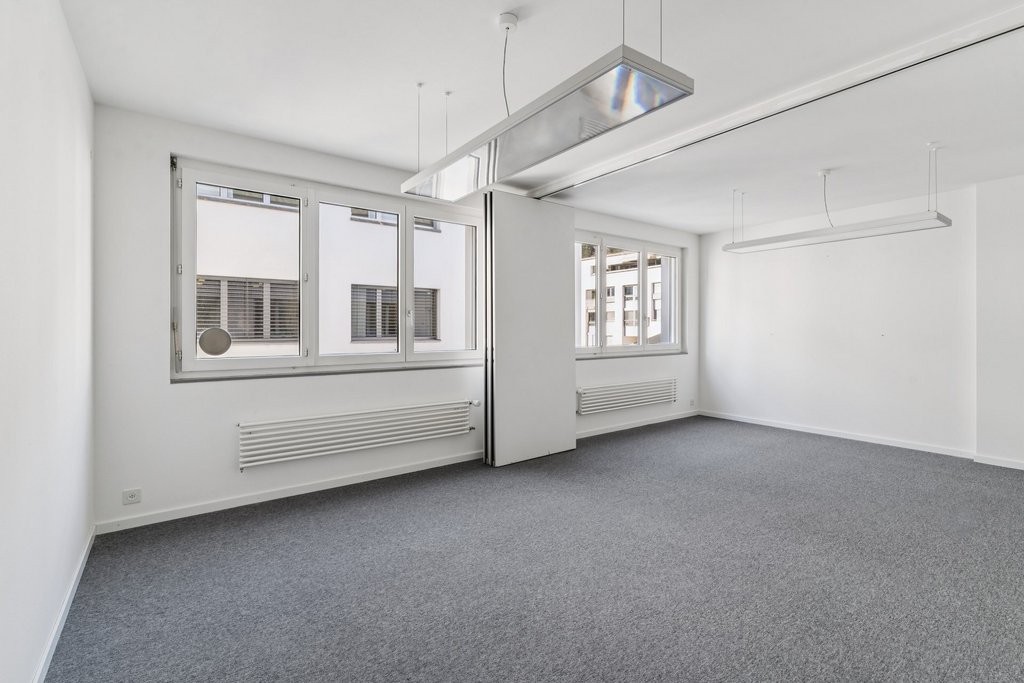 Bureau de 130 m2 à louer de suite ou à convenir, Avenue du Rothorn, 3960 Sierre, Valais/Wallis, CH