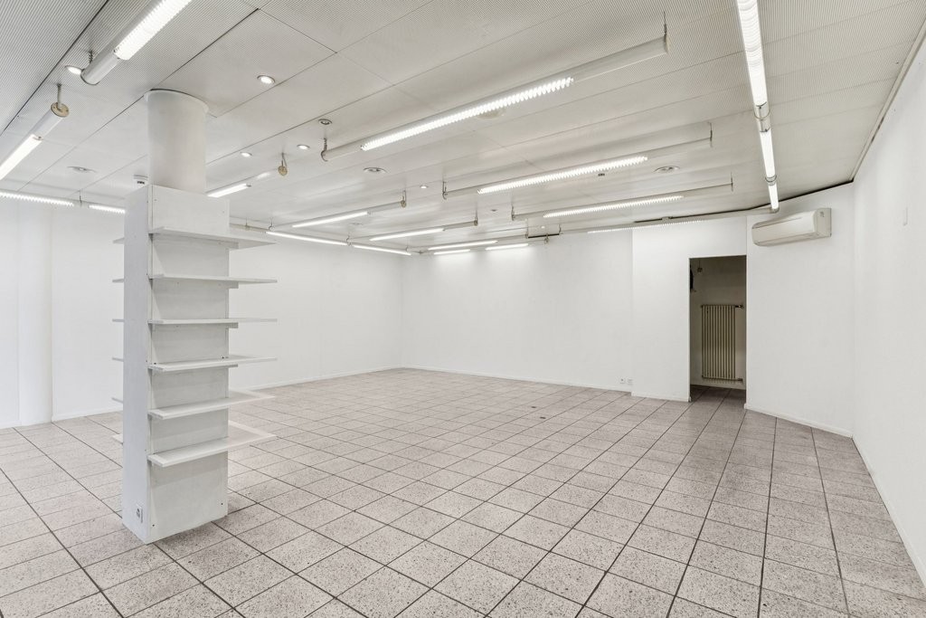 Geschäftslokal im Stadtzentrum von Sierre, sofort oder nach Vereinbarung zu vermieten, Avenue du Rothorn, 3960 Sierre, Valais/Wallis, CH