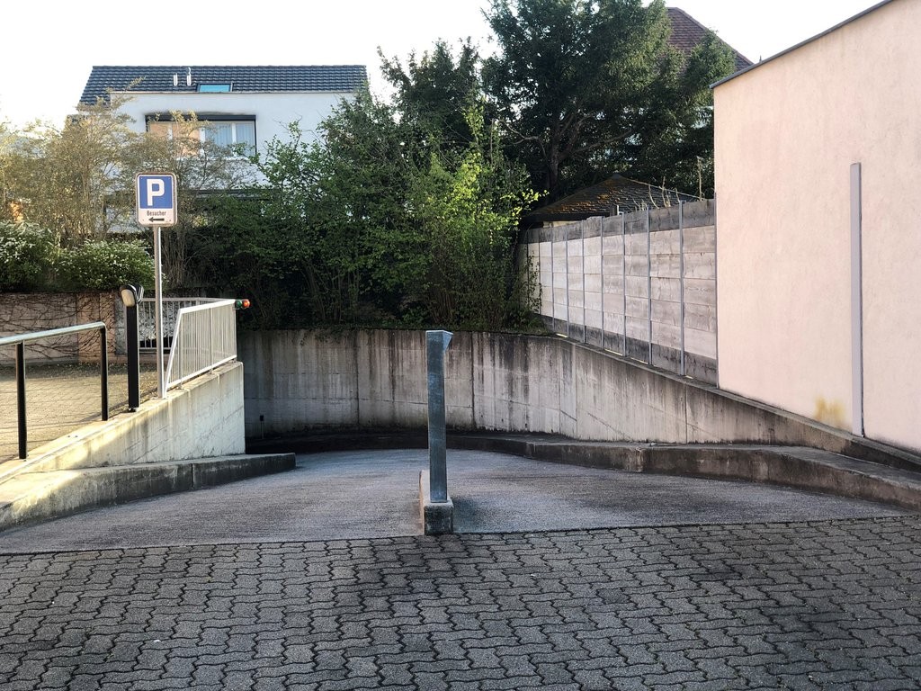Posto auto in posizione centrale