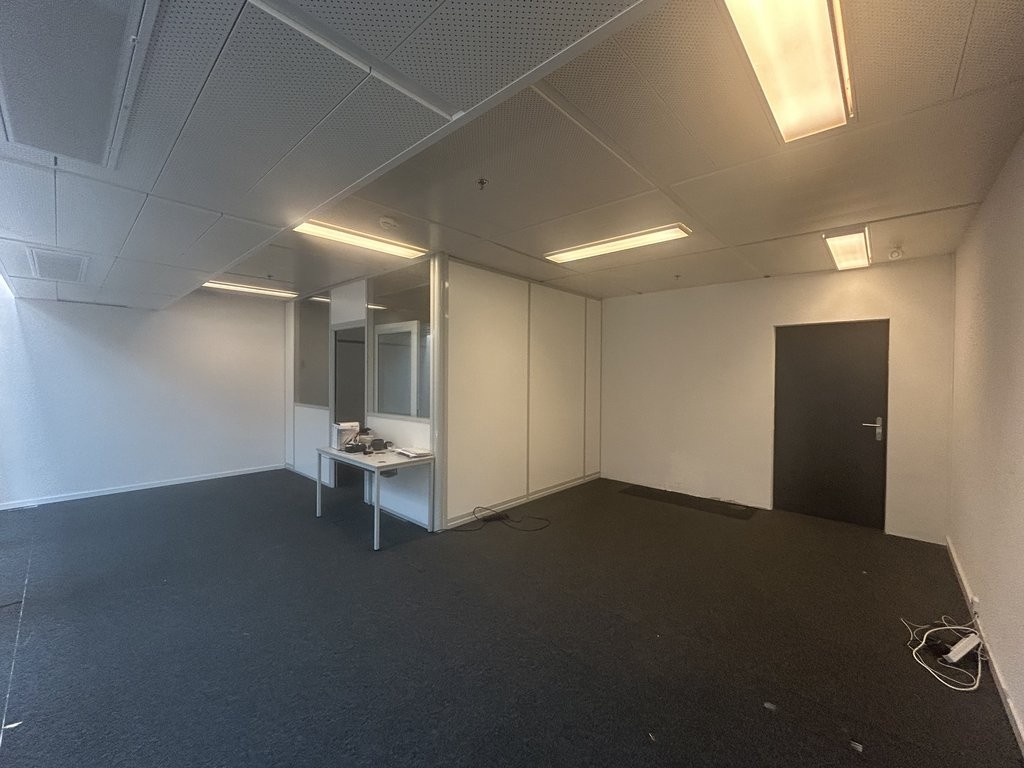 Surface Bureaux 1er étage - 44m2, Avenue des Morgines, 1213 Petit-Lancy, Geneva, CH