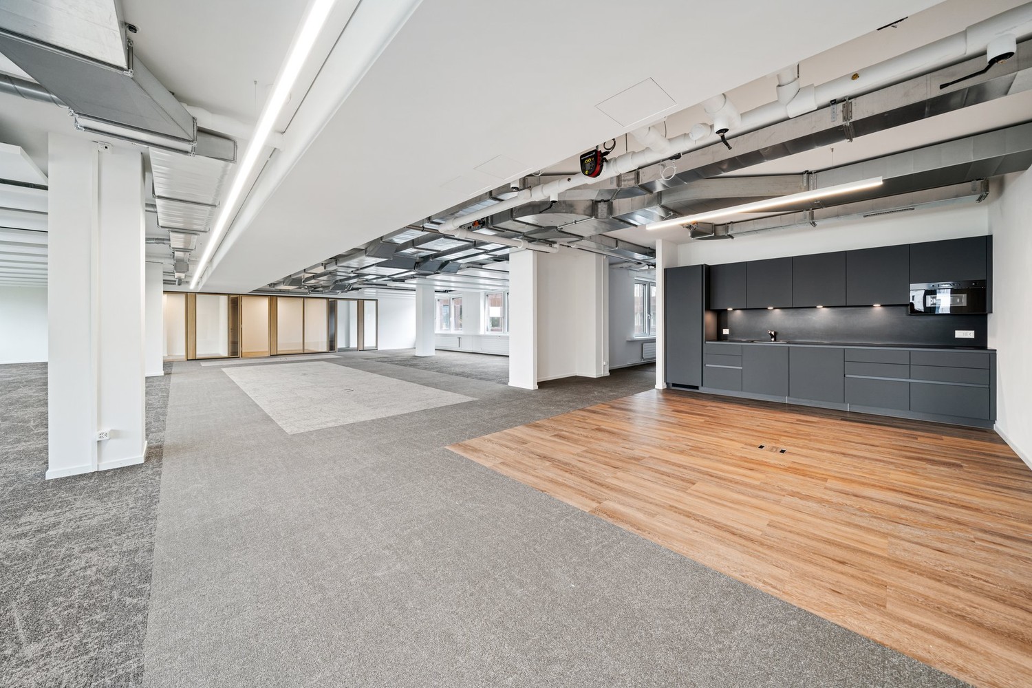 Baslerpark - le business pas comme les autres, Baslerstrasse, 8048 Zürich, Zurich, CH