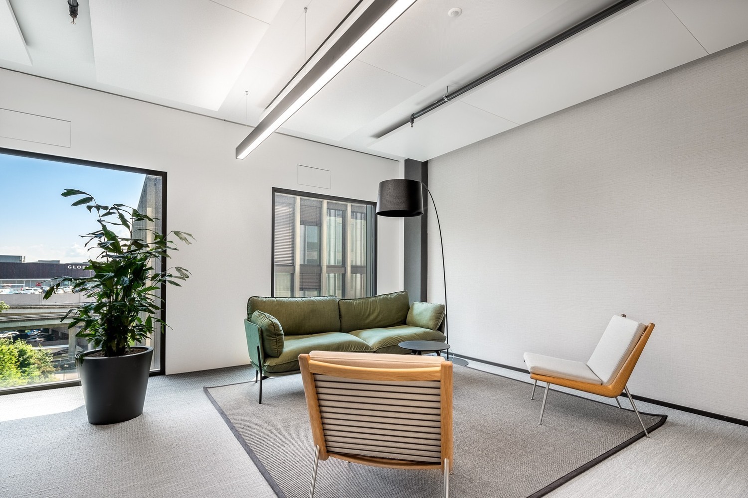 R2 Tower - Über den Dächern von Wallisellen, Richtistrasse, 8304 Wallisellen, Zurich, CH