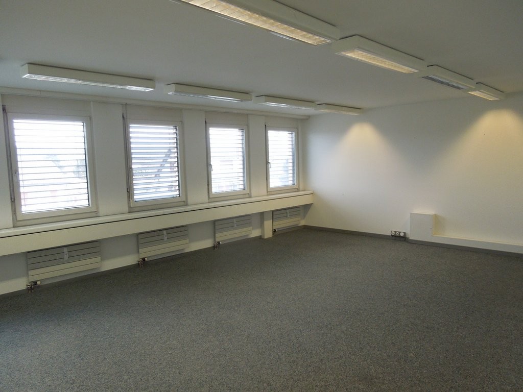 Spazio ufficio in posizione centrale, St. Jakobs-Strasse, 4132 Muttenz, Basel-City, CH