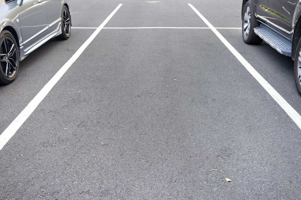 Car parking space for rent!, Via Burgaisa 3, 3a,, 7013 Domat/Ems, Graubünden, CH