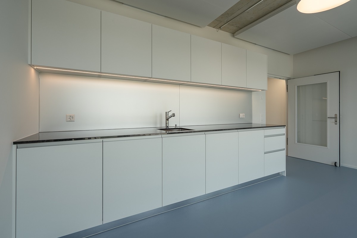 Prêt à l'emploi - Surface de bureaux entièrement aménagée, Hohenrainstrasse, 4133 Pratteln, Basel-Landschaft, CH