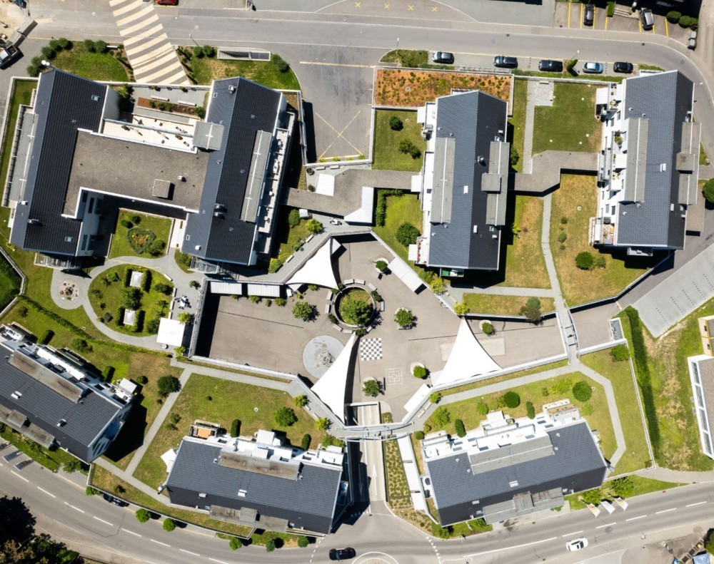 Spazi commerciali attraenti nel vivace centro di Studen BE — posizione ideale per il successo della vostra attività, Wydenpark 1-7, Hauptstrasse, 2557 Studen, Bern, CH