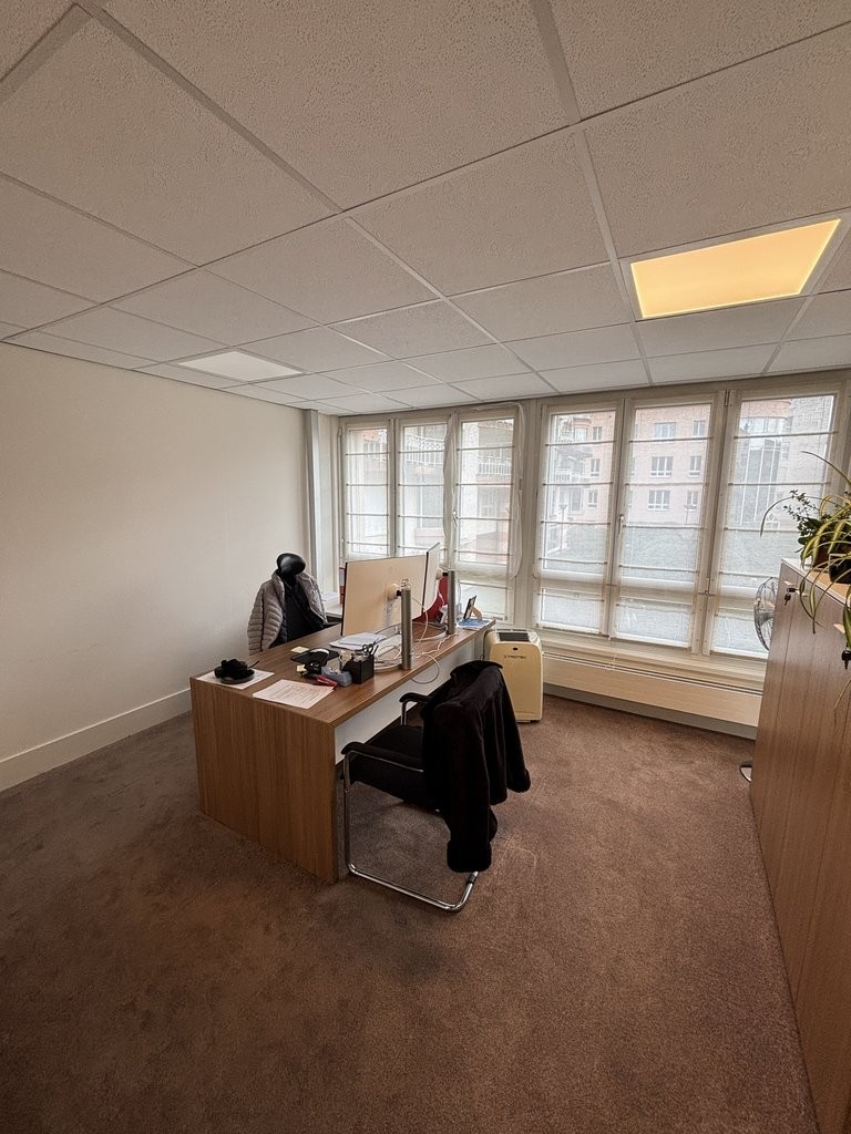 Don't miss out! Large commercial space in Nyon, Les Fontaines L (Fontaine, 1260 Nyon, Vaud, CH